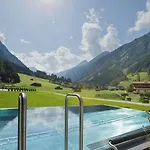 Living & Vitalhotel Edelweiss 4*