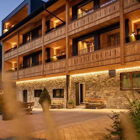 Hotel Vitalhotel Edelweiss 4*