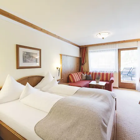 Living & Vitalhotel Edelweiss 4* Нойштифт-им-Штубайталь