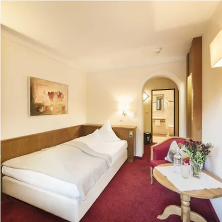 Отель Living & Vitalhotel Edelweiss