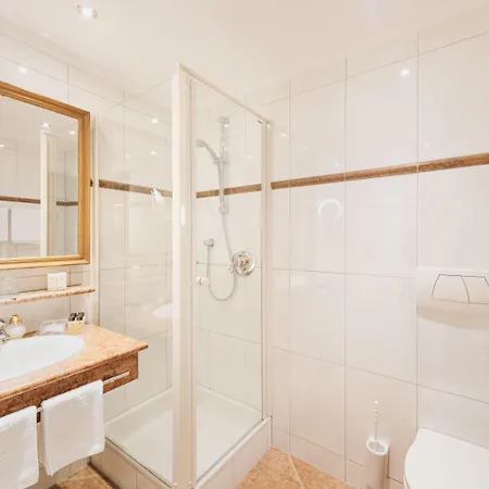 Отель Living & Vitalhotel Edelweiss