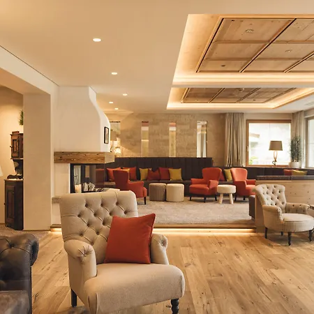 Отель Living & Vitalhotel Edelweiss 4*