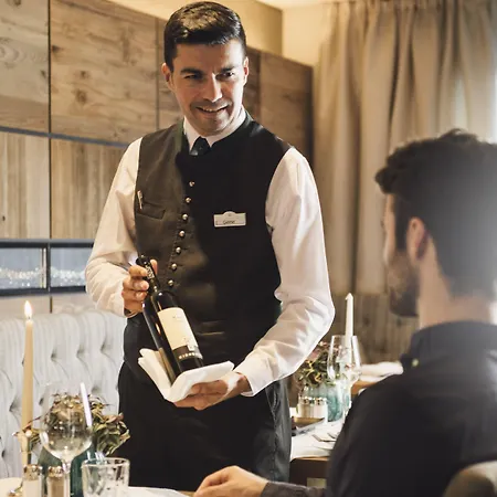 Vitalhotel Edelweiss 4*