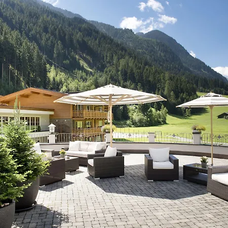 Vitalhotel Edelweiss 4*