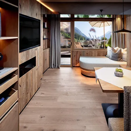 Living & Vitalhotel Edelweiss Отель